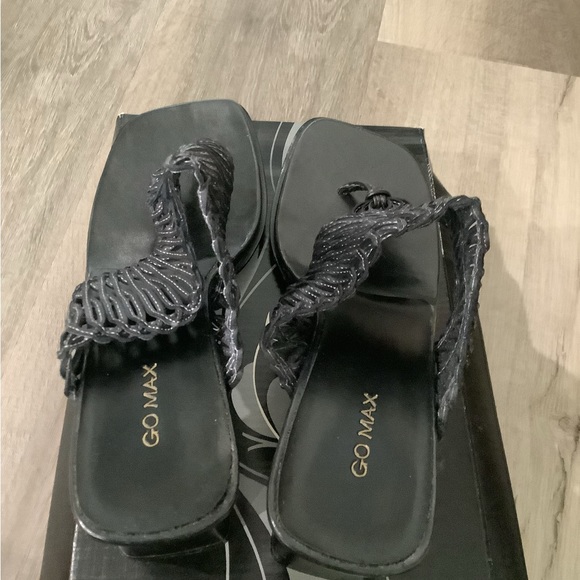 Go Max women’s pumps size 9 W/box - Picture 4 of 5